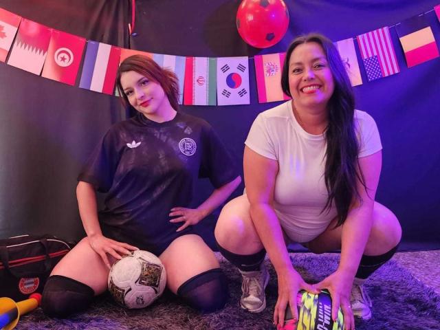 SaraAndMarilyn69 - Sexe cam en vivo - 29793500