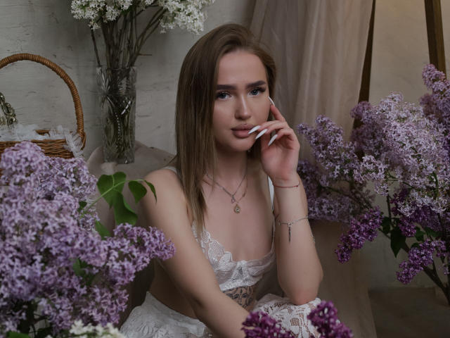 AnfisaRalphs - Live porn &amp; sex cam - 29801765
