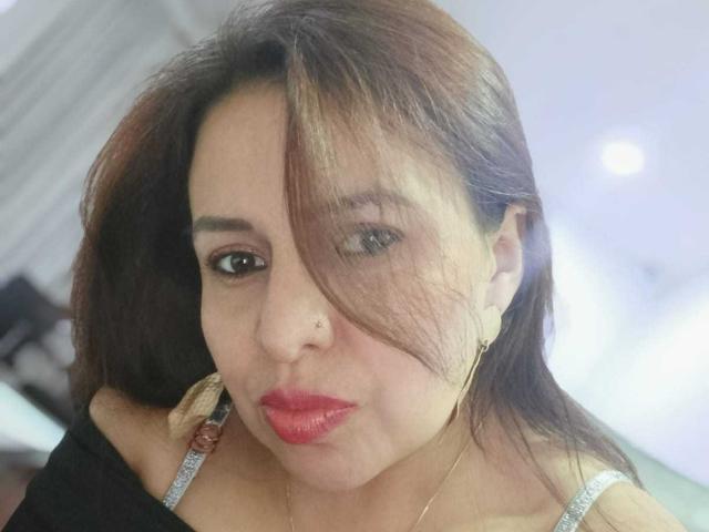 IvonnaLune - Live sexe cam - 29804141