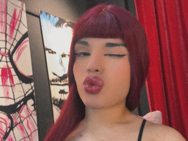GlossyyBratz - Live sex cam - 29804261