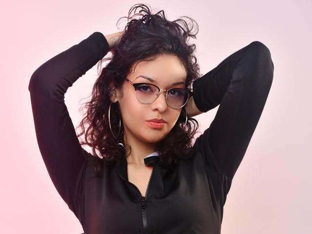 KiraSantisabel - Live porn &amp; sex cam - 29804453