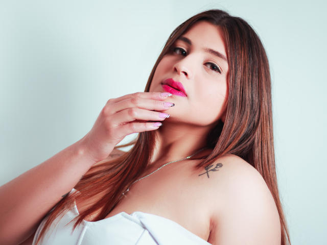 SaraWestt - Live porn &amp; sex cam - 29811125