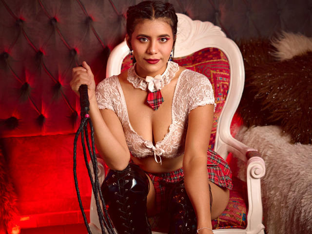 LucieMilner - Live porn &amp; sex cam - 29811314