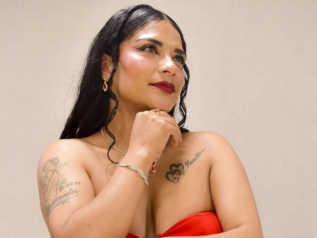 MiaBellucci - Sexe cam en vivo - 29817623