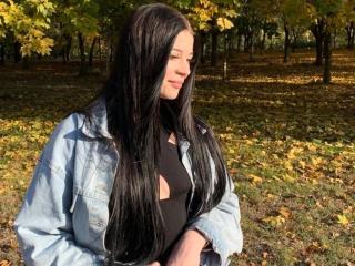 Watch LunaAdika69 Live on XLoveCam
