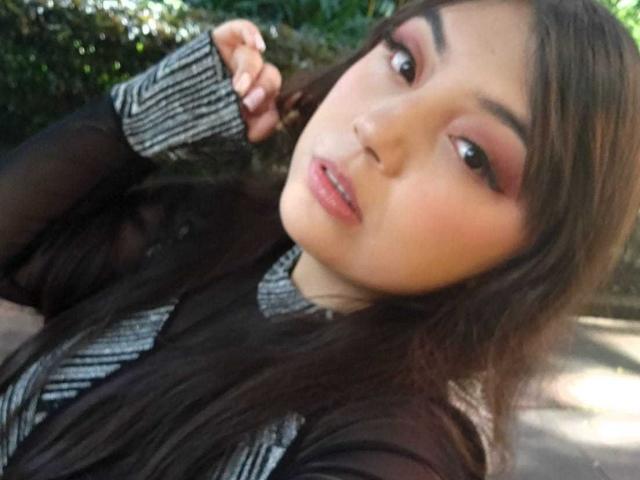 RoxannDiaz - Live sex cam - 29818280