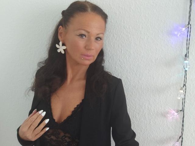 Miss-Lara-hot - Live porn &amp; sex cam - 29820107