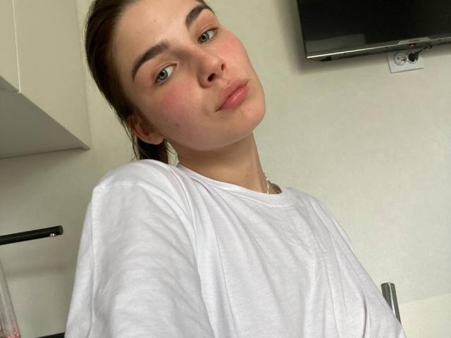 ChristiniaMarian - Live sexe cam - 29820200