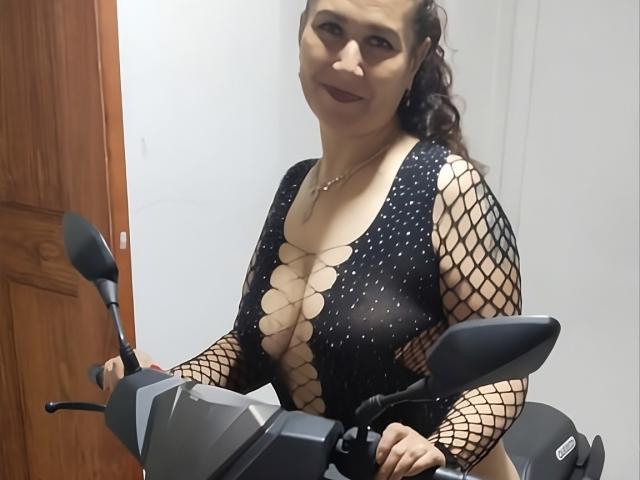 CoryChaseLady - Live porn &amp; sex cam - 29820326