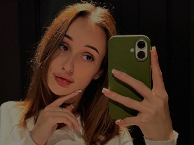 MistieVakas - Live porn &amp; sex cam - 29820539