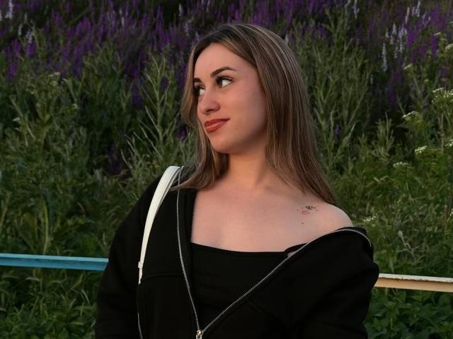 SunniTenen - Live porn &amp; sex cam - 29824280