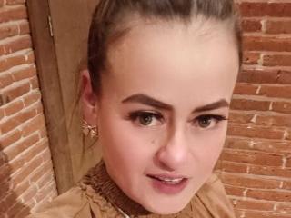 Watch Maghentaa Live on XLoveCam