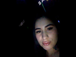 Watch  Ahmorena69 live on XLoveCam