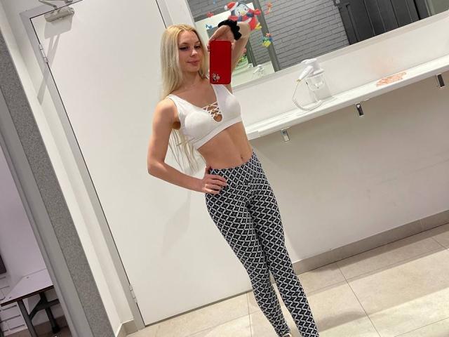MyrtaParihar - Live porn &amp; sex cam - 29831012
