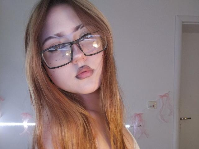 ShainaBallensky - Live porn &amp; sex cam - 29831843