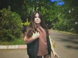 Watch  MissJogurt live on XLoveCam