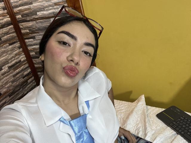SharonKlart - Live Sex Cam - 29833226