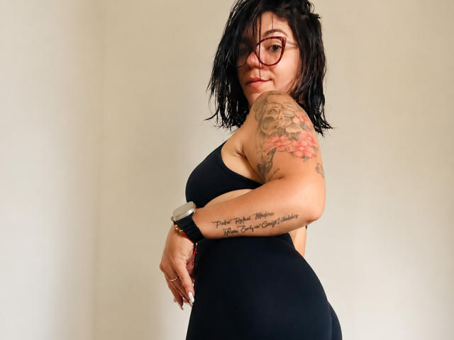 ValeryPierce - Live porn &amp; sex cam - 29840780