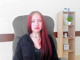 Elariia Live Chat on XLoveCam