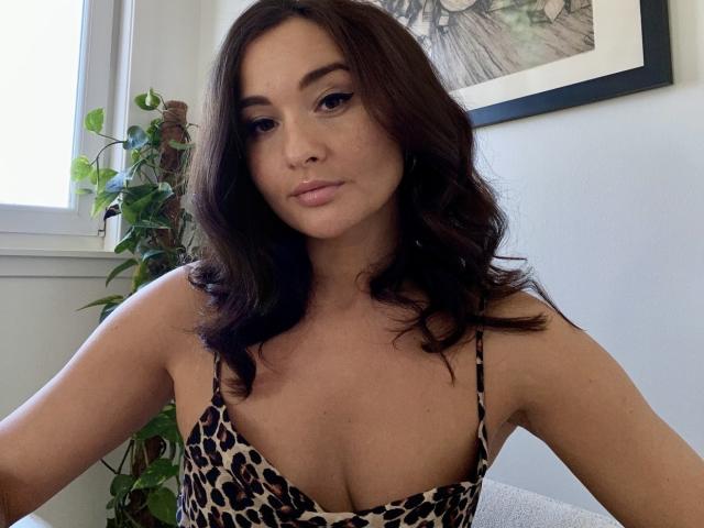 Dionisia - Live porn &amp; sex cam - 29843480