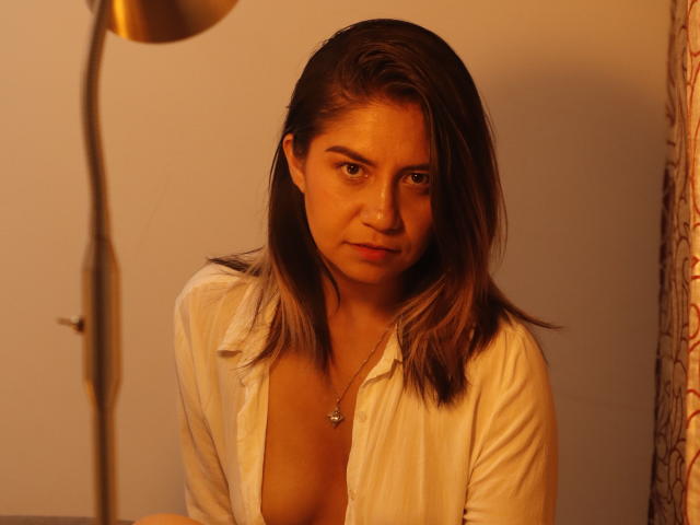 ValeriaLoren - Live porn &amp; sex cam - 29847380