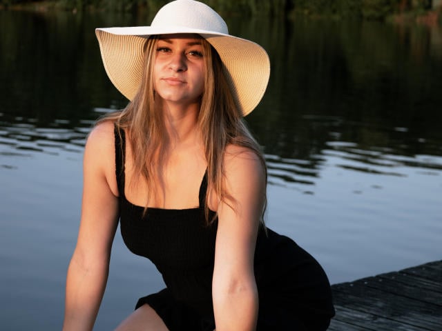 RoseStrawberriies - Sexe cam en vivo - 29852186
