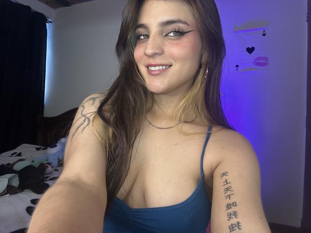 SarahhTanyas - Live porn &amp; sex cam - 29852894