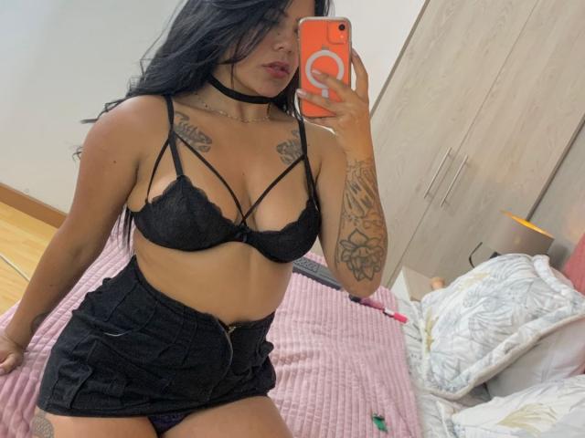 CatalinaReiyna - Live porn &amp; sex cam - 29853647