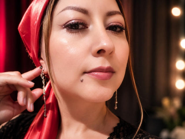 GiaddaHeyan - Live porn &amp; sex cam - 29855066