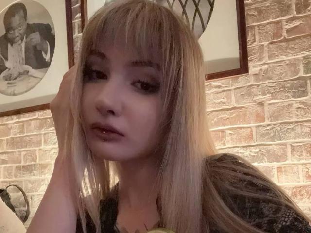 MintaRowcliffe - Live Sex Cam - 29856227