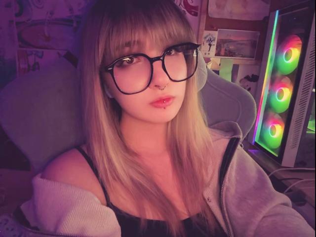 MintaRowcliffe - Sexe cam en vivo - 29856230