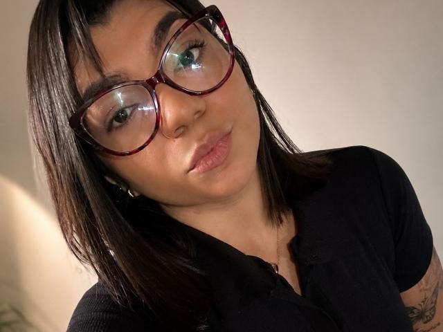 ValeryPierce - Live porn &amp; sex cam - 29857103