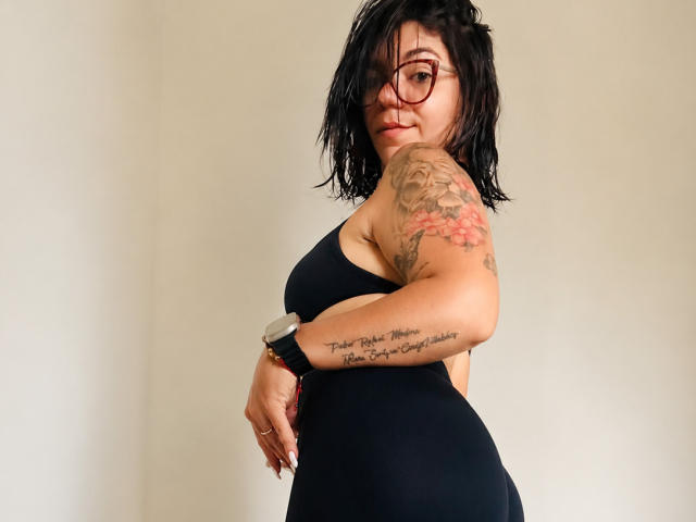 ValeryPierce - Live porn &amp; sex cam - 29857136