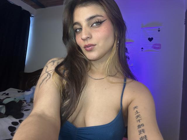 SarahhTanyas - Live porn &amp; sex cam - 29858933