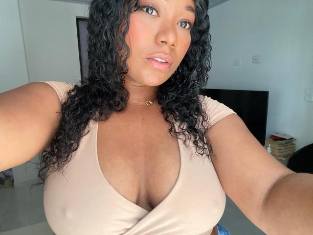 AvaJones69 - Live porn &amp; sex cam - 29863142