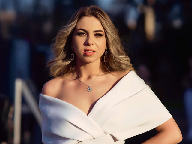 AylinRoze - Élő pornó és szexkamera - 29863436