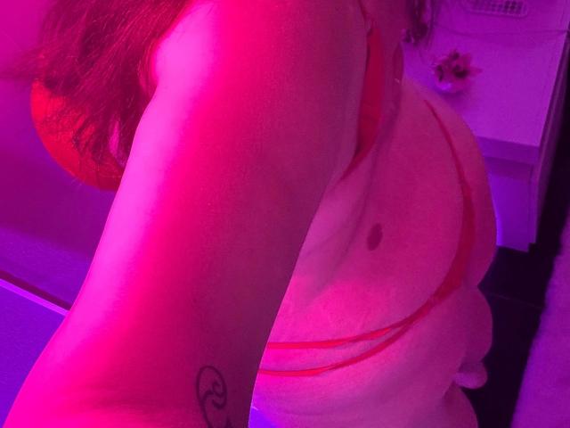 CurvyAlexaa-hot - Live porn &amp; sex cam - 29864651