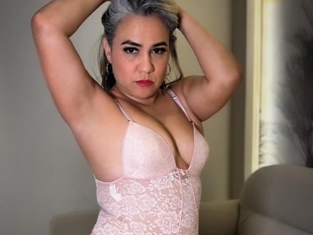 CamilaNoer - сексуальная веб-камера в реальном времени - 29868215