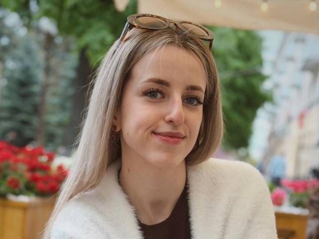 MaximinaMayhood - Live porn &amp; sex cam - 29870600