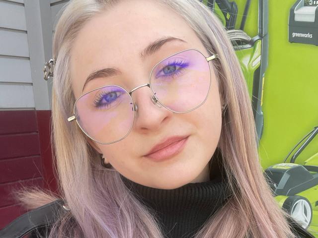 KarleneAgins - Live porn &amp; sex cam - 29882957