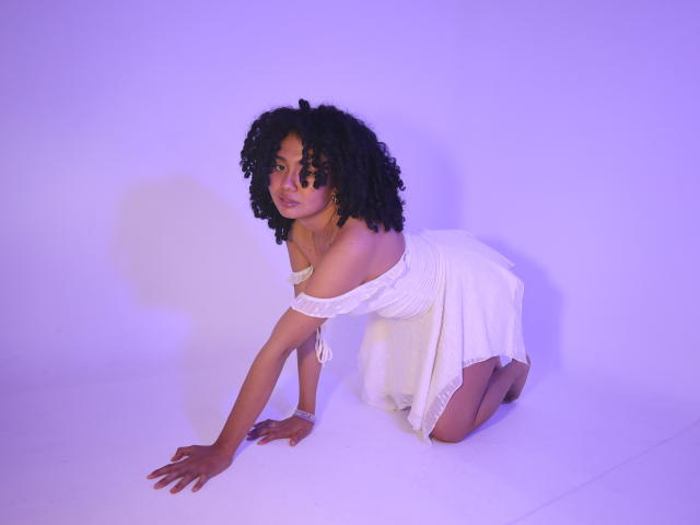 KirasPell - Live Sex Cam - 29888603
