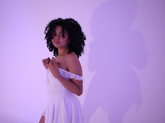 KirasPell - Live Sex Cam - 29888639