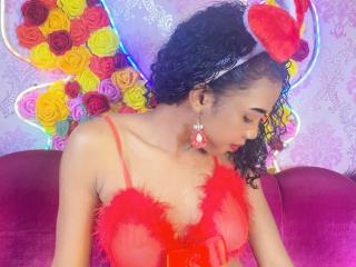 Watch  PerleXDesir live on XLoveCam