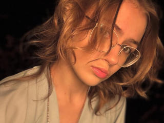 Watch  HelenRosy live on XLoveCam