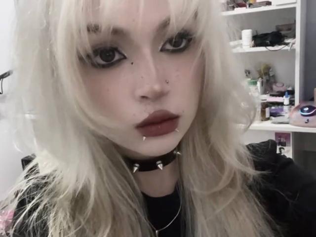 HortenciaVergin - Live porn &amp; sex cam - 29891306