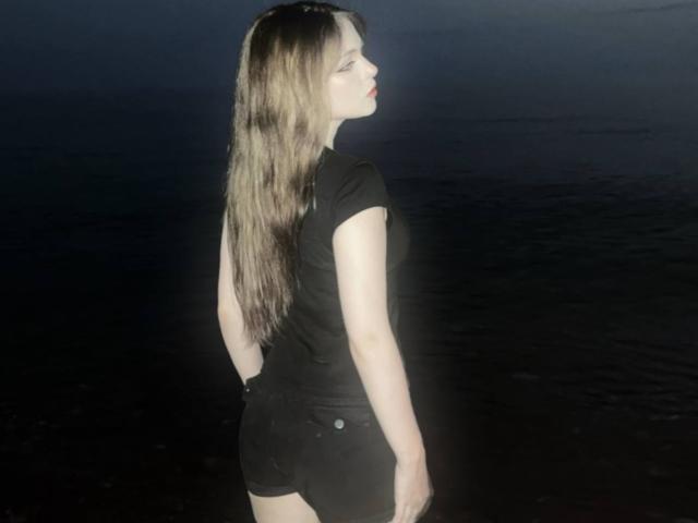 HortenciaVergin - Live porn &amp; sex cam - 29893202