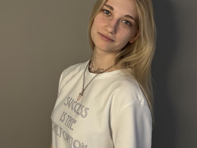 LuciTisue - Live Sex Cam - 29894438