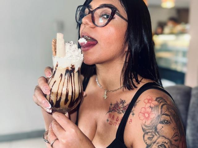 ValeryPierce - Live porn &amp; sex cam - 29902877