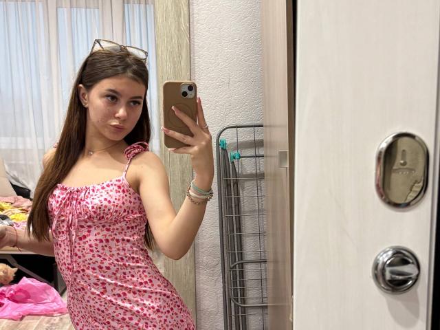 KimberlyZampieri - Live sex cam - 29903954