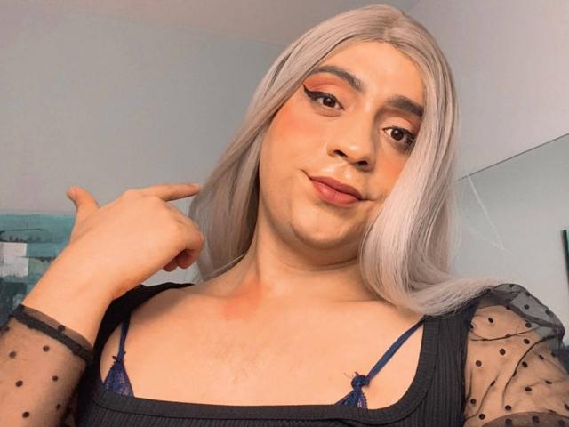 CinthiaFire - Live sex cam - 29907272